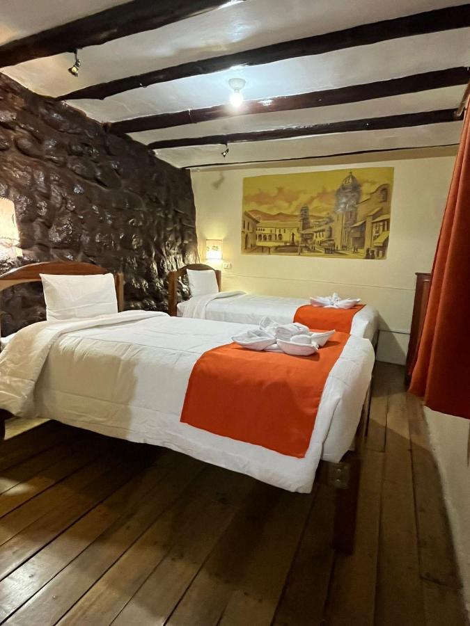 Hotel Hostal Andenes De Alabado Cuzco Esterno foto