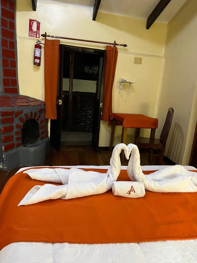Hotel Hostal Andenes De Alabado Cuzco Esterno foto