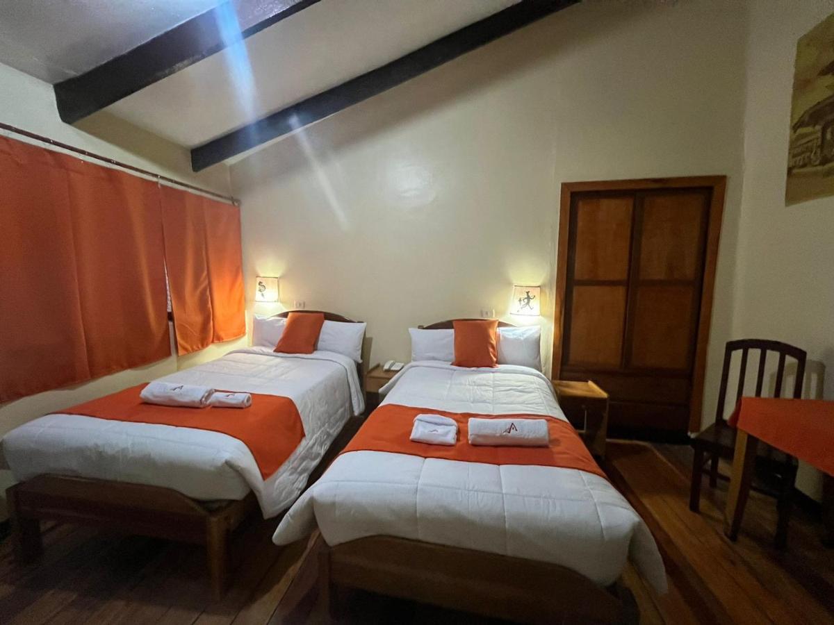 Hotel Hostal Andenes De Alabado Cuzco Esterno foto