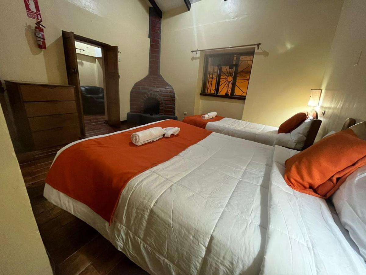 Hotel Hostal Andenes De Alabado Cuzco Esterno foto