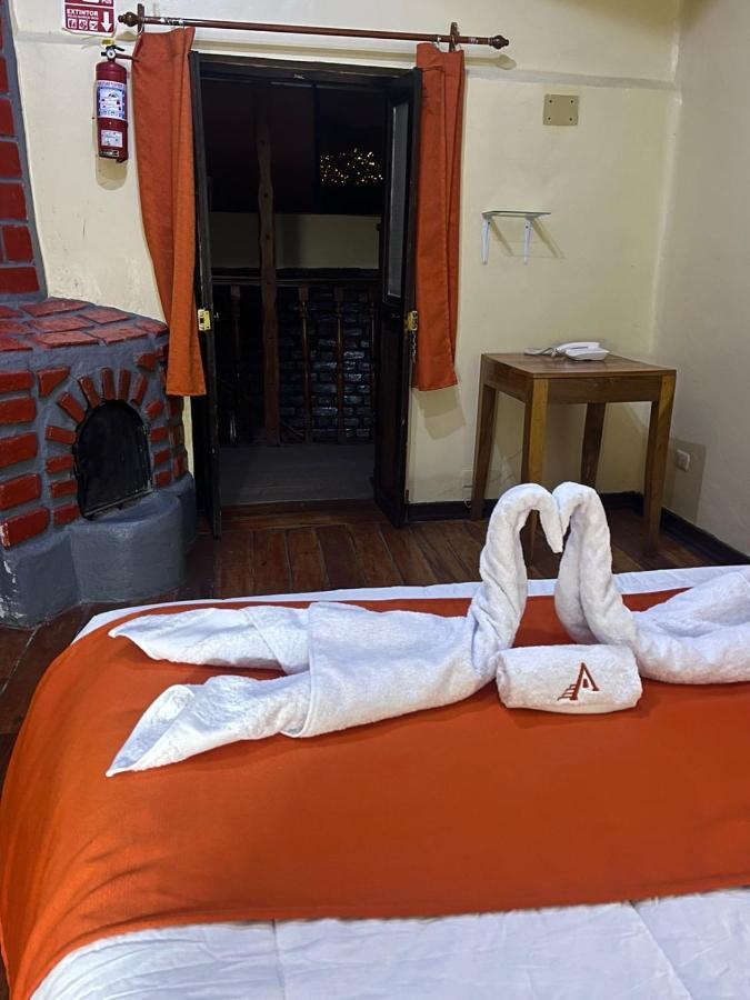 Hotel Hostal Andenes De Alabado Cuzco Esterno foto
