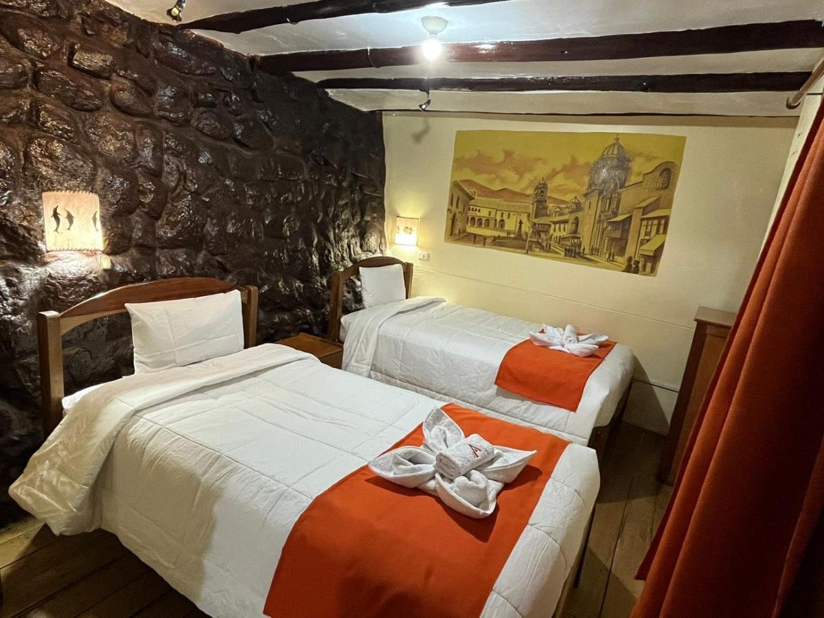 Hotel Hostal Andenes De Alabado Cuzco Esterno foto